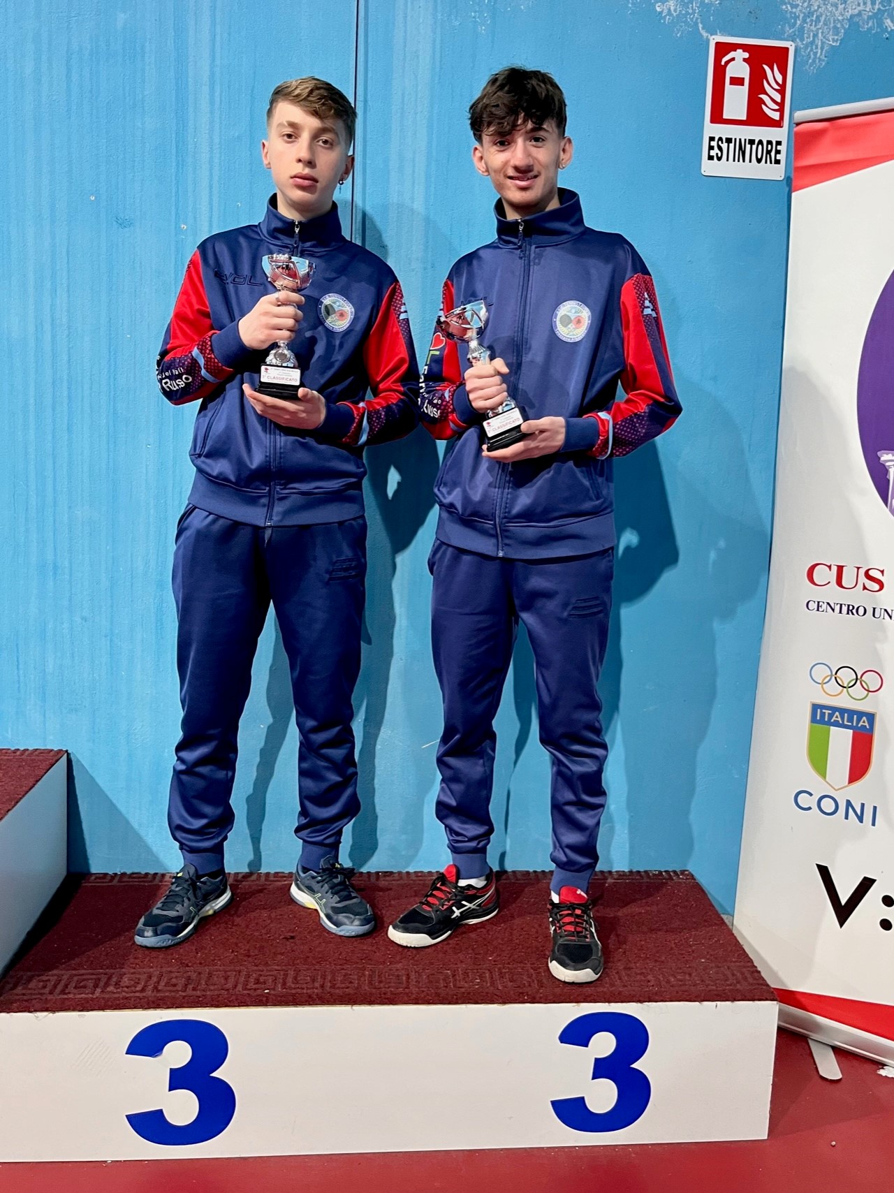 ferraro e scuro