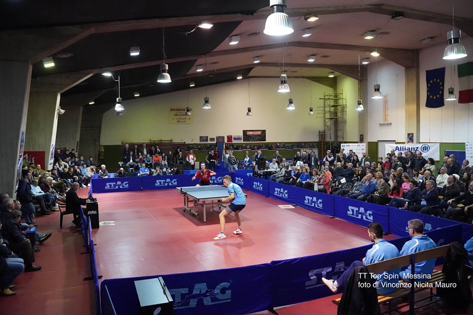 Una panoramica di una gremita palestra di Villa Dante foto Vincenzo Nicita Mauro